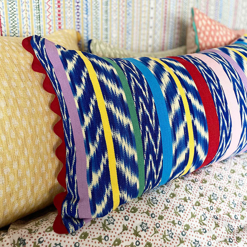 Gloria Cushion, 42 x 70 cm, Blue Multi